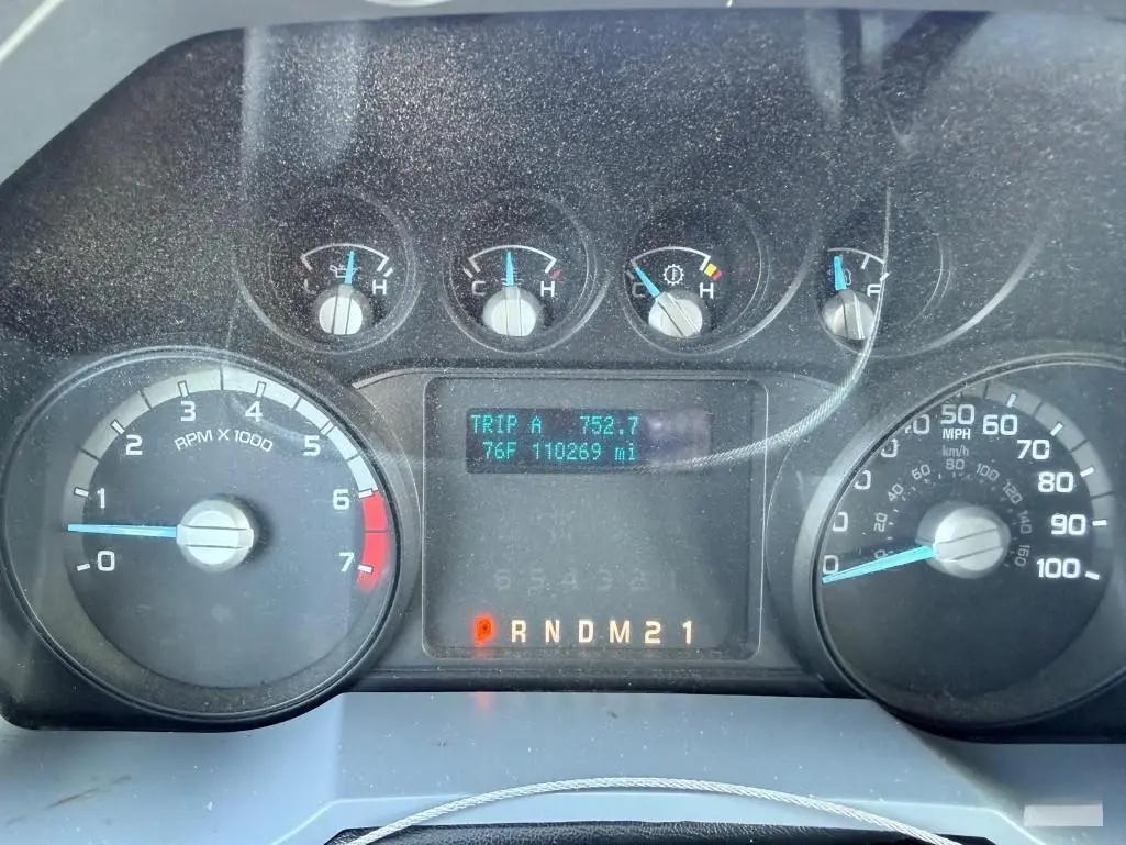 Ford F-350 SD XL Crew Cab Long Bed DRW 4WD 2015