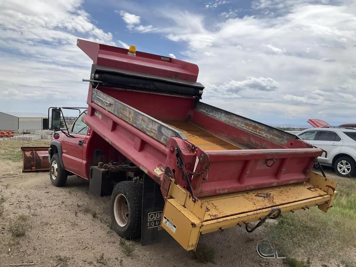 Chevrolet Silverado 3500 4WD 2004