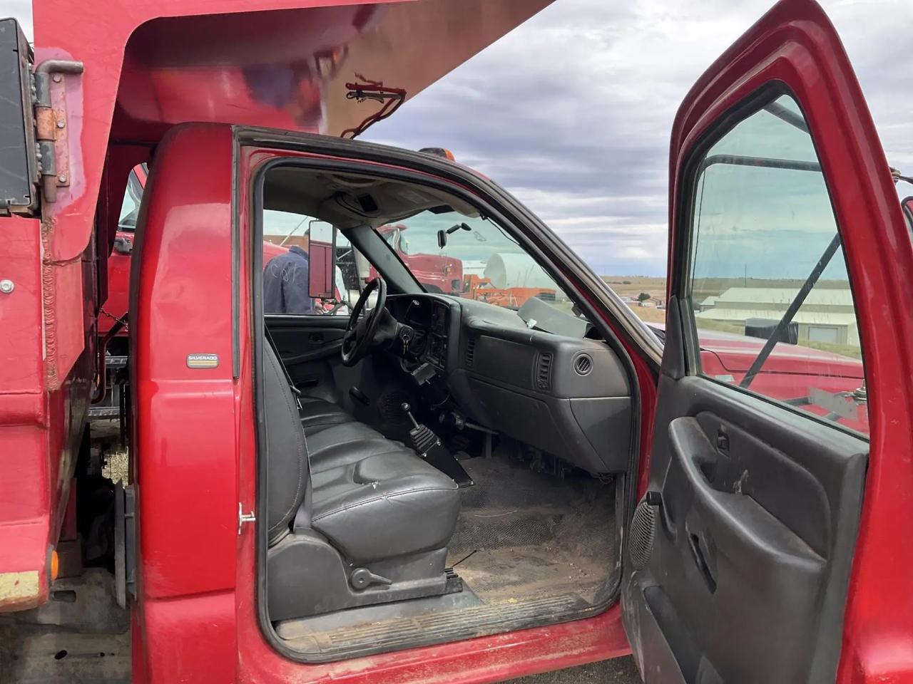 Chevrolet Silverado 3500 4WD 2004