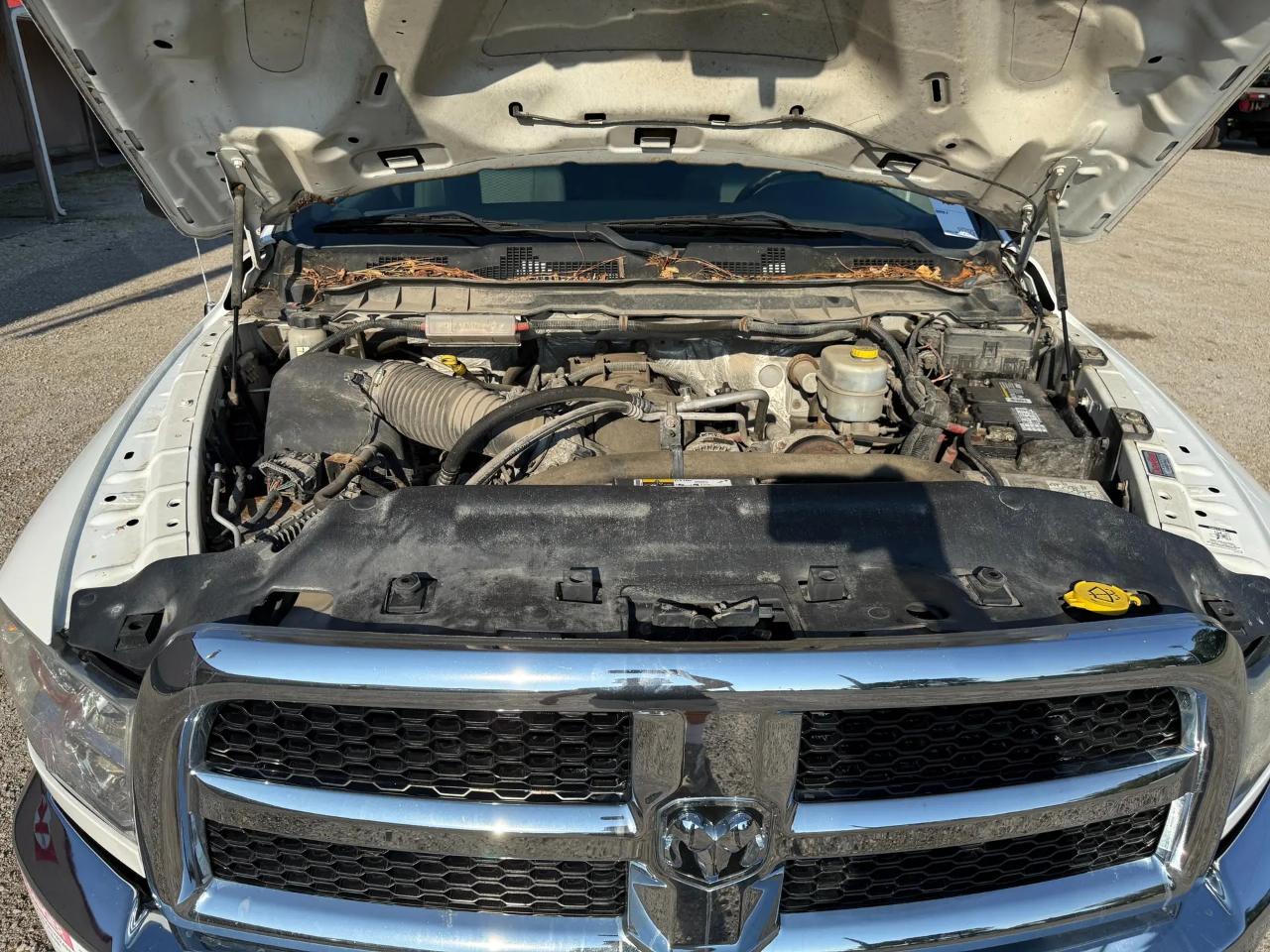 RAM 3500 Regular Cab 4WD SWB DRW 2016