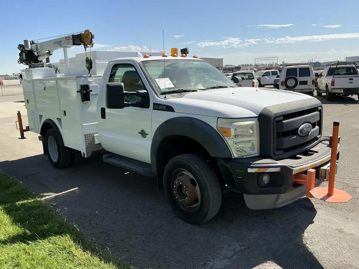Ford F-550 Regular Cab DRW 4WD 2013