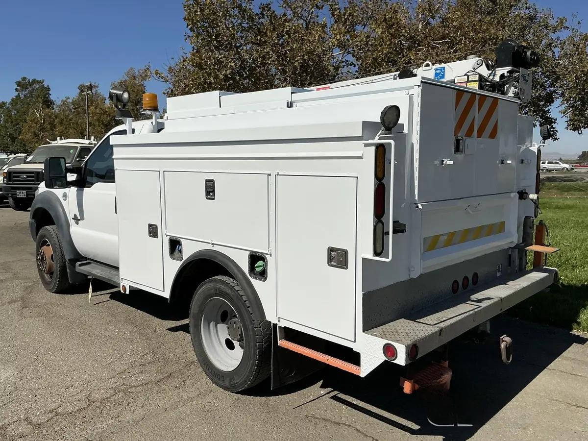 Ford F-550 Regular Cab DRW 4WD 2013