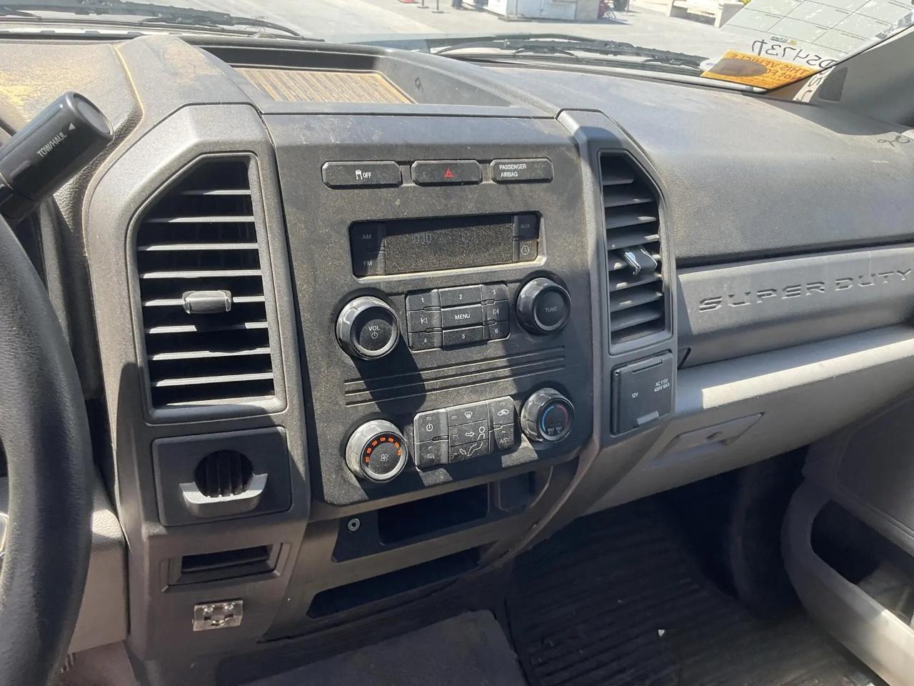 Ford F-350 SD XLT DRW 2WD 2019