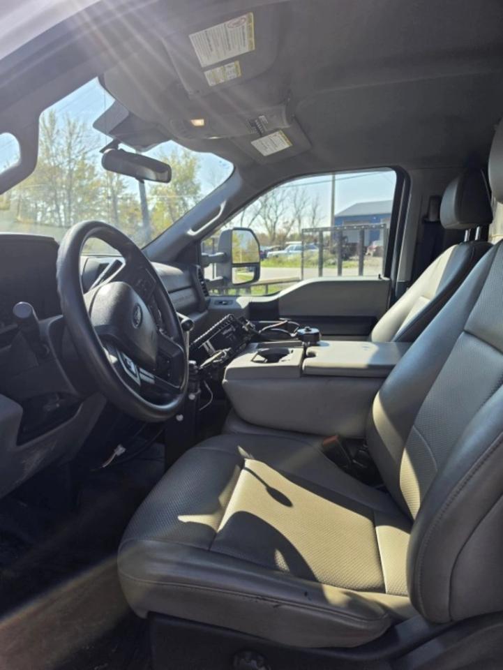 Ford F-550 Regular Cab DRW 4WD 2020