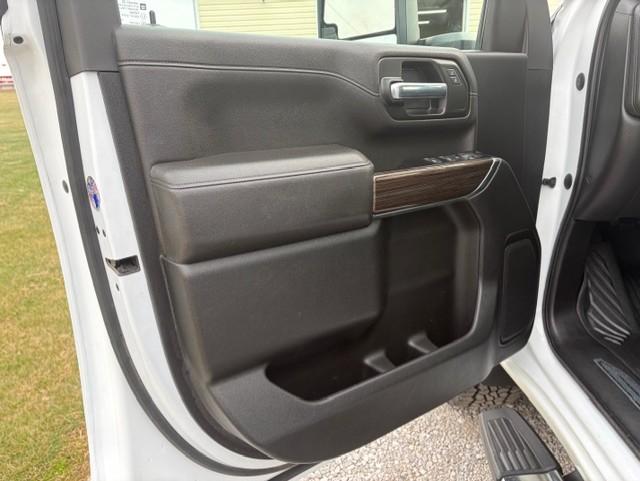 Chevrolet Silverado 2500HD LT Crew Cab Short Box 4WD 2023