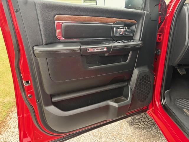 RAM 2500 Laramie Crew Cab SWB 4WD 2017