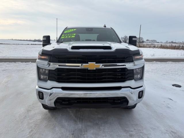 Chevrolet Silverado 2500HD LT Crew Cab Short Box 4WD 2024