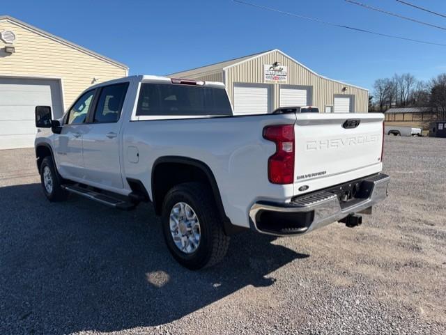 Chevrolet Silverado 2500HD LT Crew Cab Short Box 4WD 2024