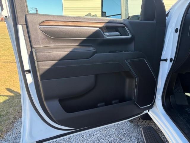 Chevrolet Silverado 2500HD LT Crew Cab Short Box 4WD 2024