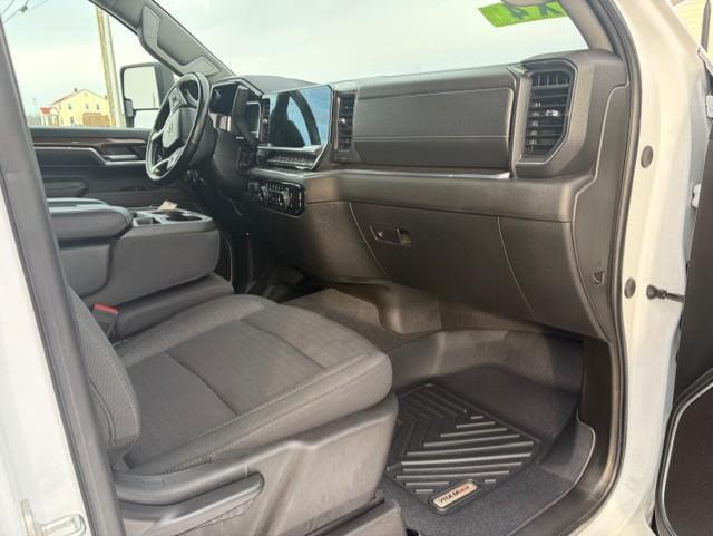 Chevrolet Silverado 2500HD LT Crew Cab Short Box 4WD 2024