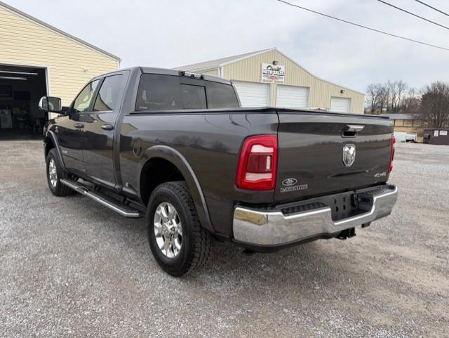 RAM 3500 Laramie Crew Cab SWB 4WD 2020