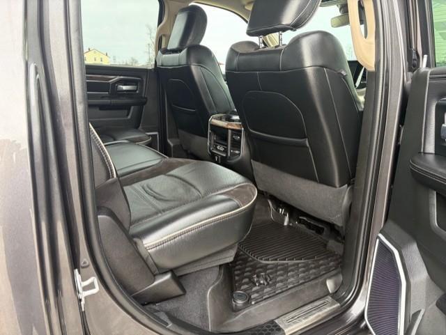 RAM 3500 Laramie Crew Cab SWB 4WD 2020