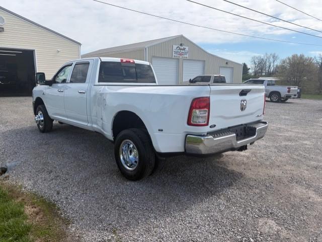 RAM 3500 Tradesman Crew Cab 4WD DRW 2023