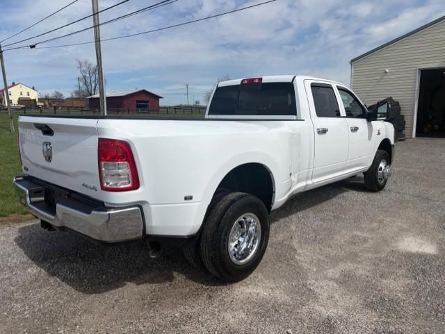 RAM 3500 Tradesman Crew Cab 4WD DRW 2023