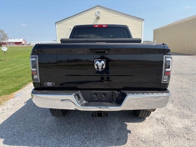 RAM 2500 Tradesman Crew Cab SWB 4WD 2018