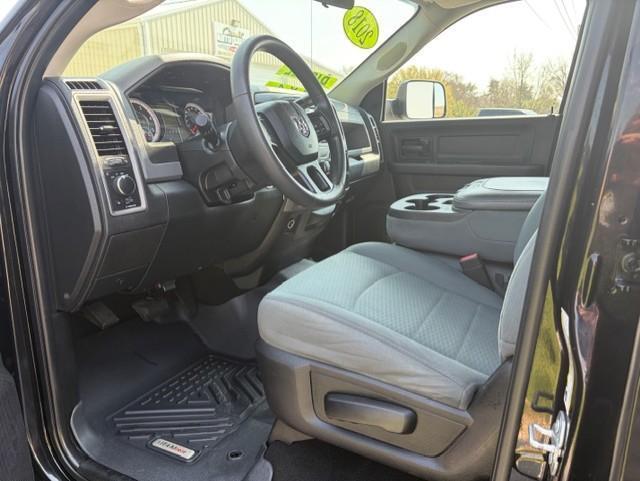 RAM 2500 Tradesman Crew Cab SWB 4WD 2018