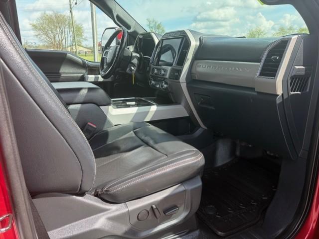 Ford F-250 SD Lariat Crew Cab 4WD 2022