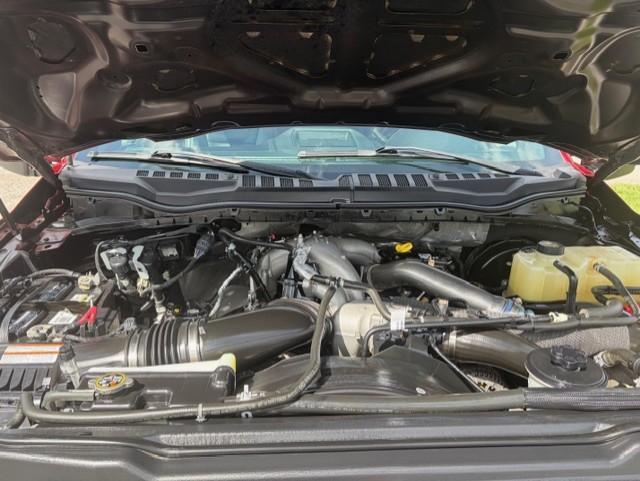 Ford F-250 SD Lariat Crew Cab 4WD 2022