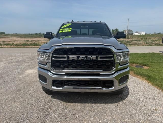 RAM 3500 Tradesman Crew Cab 4WD 2022