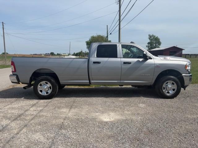 RAM 3500 Tradesman Crew Cab 4WD 2022