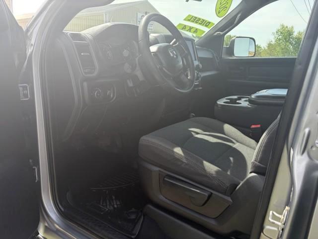 RAM 3500 Tradesman Crew Cab 4WD 2022