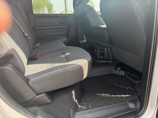 RAM 3500 Tradesman Crew Cab 4WD 2022