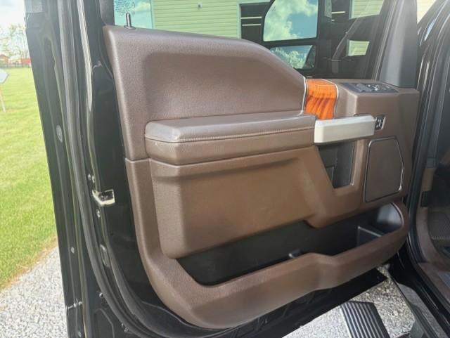 Ford F-250 SD King Ranch Crew Cab 4WD 2017