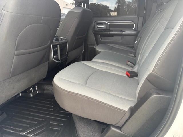 RAM 3500 Big Horn Crew Cab LWB 4WD DRW 2024