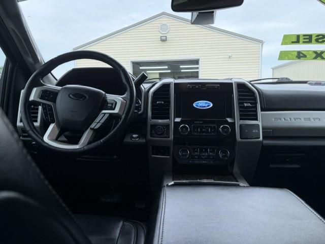Ford F-250 SD Lariat Crew Cab 4WD 2019