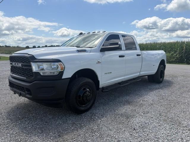 RAM 3500 Tradesman Crew Cab 4WD DRW 2022