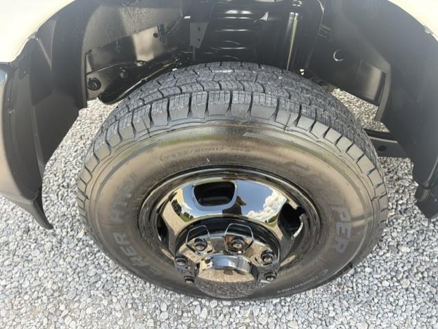 RAM 3500 Tradesman Crew Cab 4WD DRW 2022