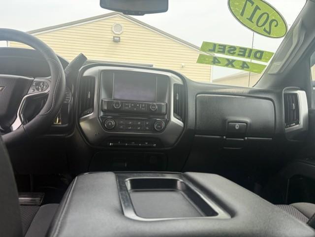 Chevrolet Silverado 2500HD LT Crew Cab 4WD 2017