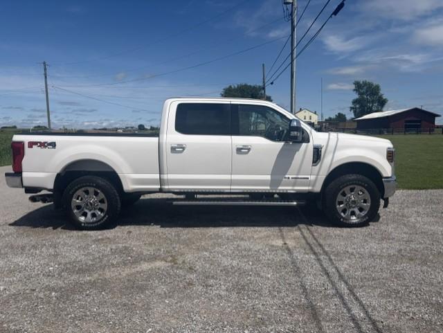 Ford F-250 SD Lariat Crew Cab Short Bed 4WD 2018