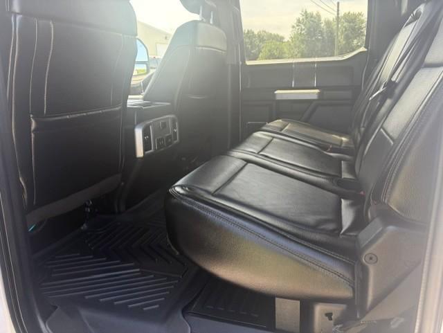 Ford F-250 SD Lariat Crew Cab Short Bed 4WD 2018