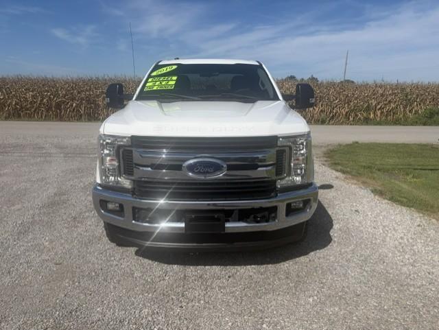 Ford F-250 SD XLT Crew Cab 4WD 2019