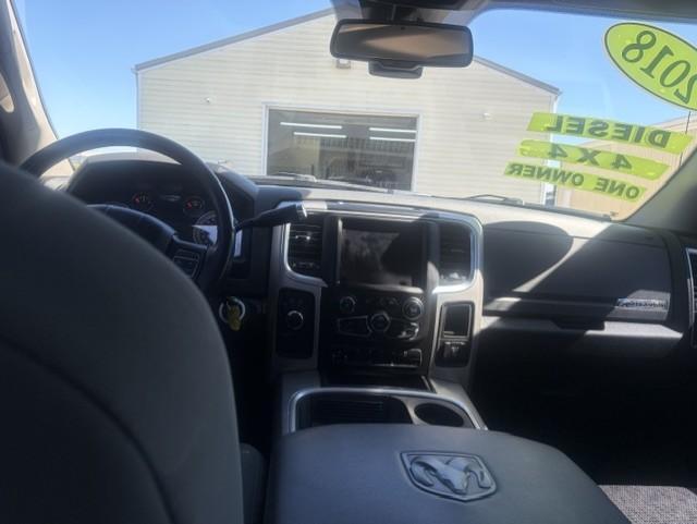 RAM 2500 Big Horn Crew Cab 4WD SWB 2018