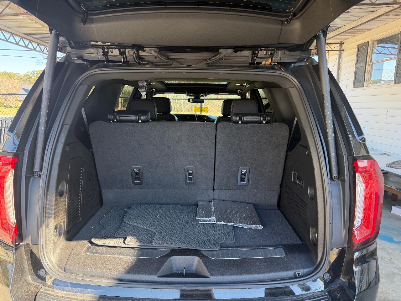 GMC Yukon Denali AWD 4dr 2022