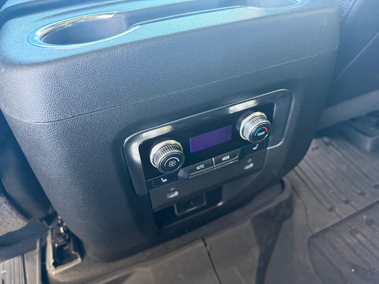 GMC Yukon Denali AWD 4dr 2022