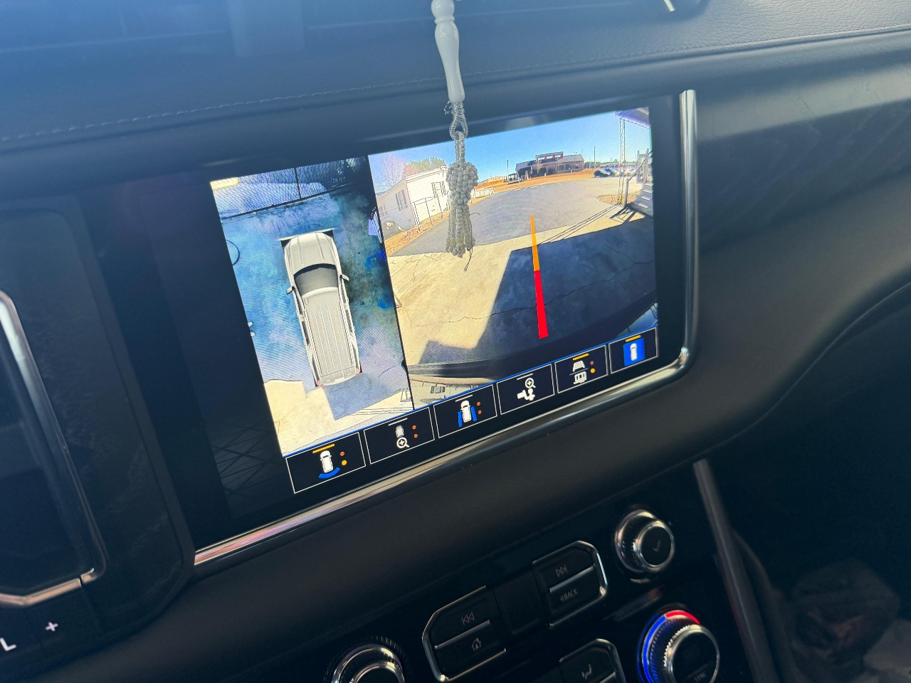 GMC Yukon Denali AWD 4dr 2022