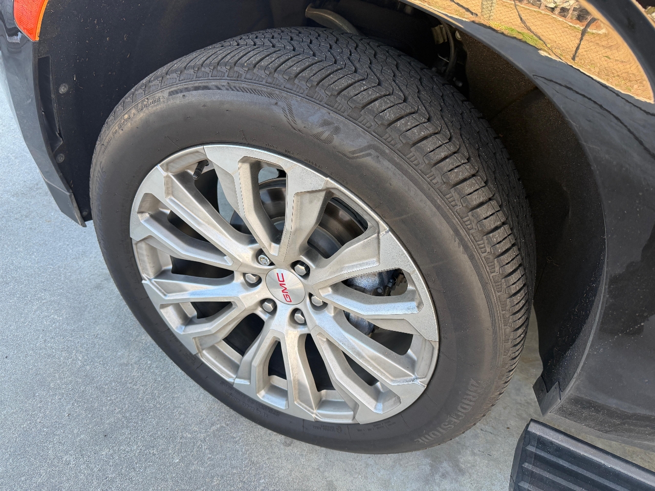 GMC Yukon Denali AWD 4dr 2022