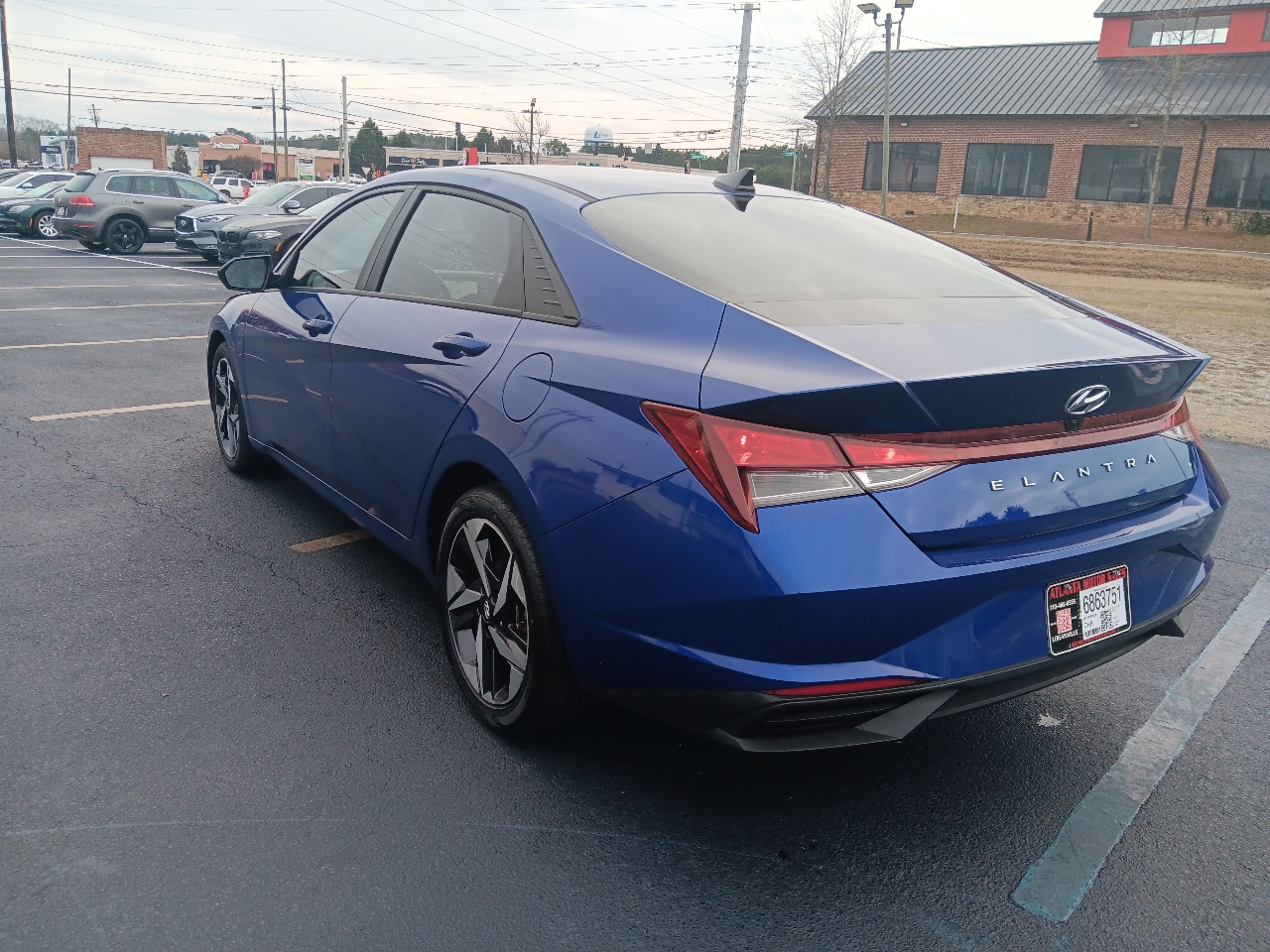 Hyundai Elantra 4dr Sdn Auto 2023