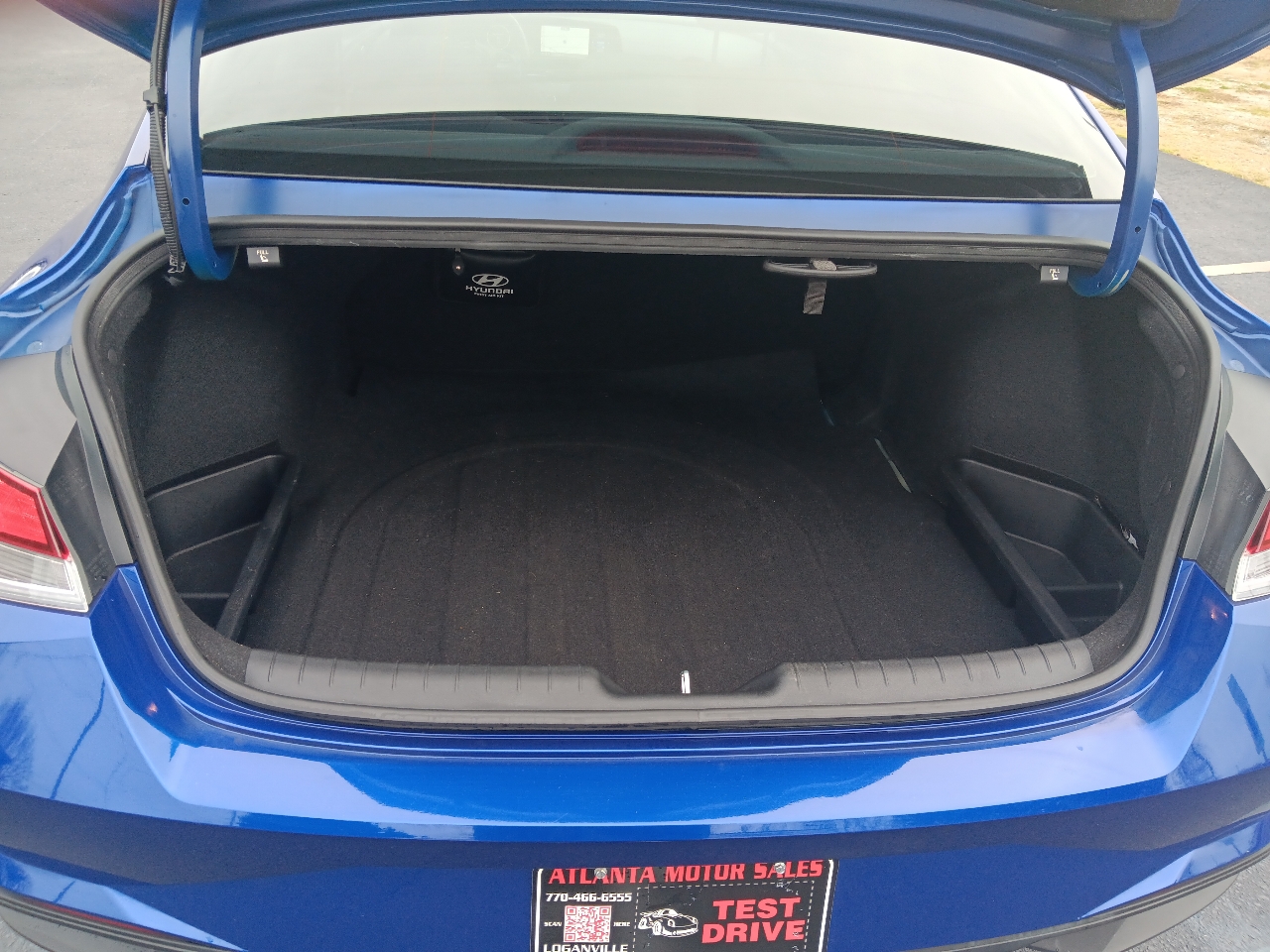 Hyundai Elantra 4dr Sdn Auto 2023