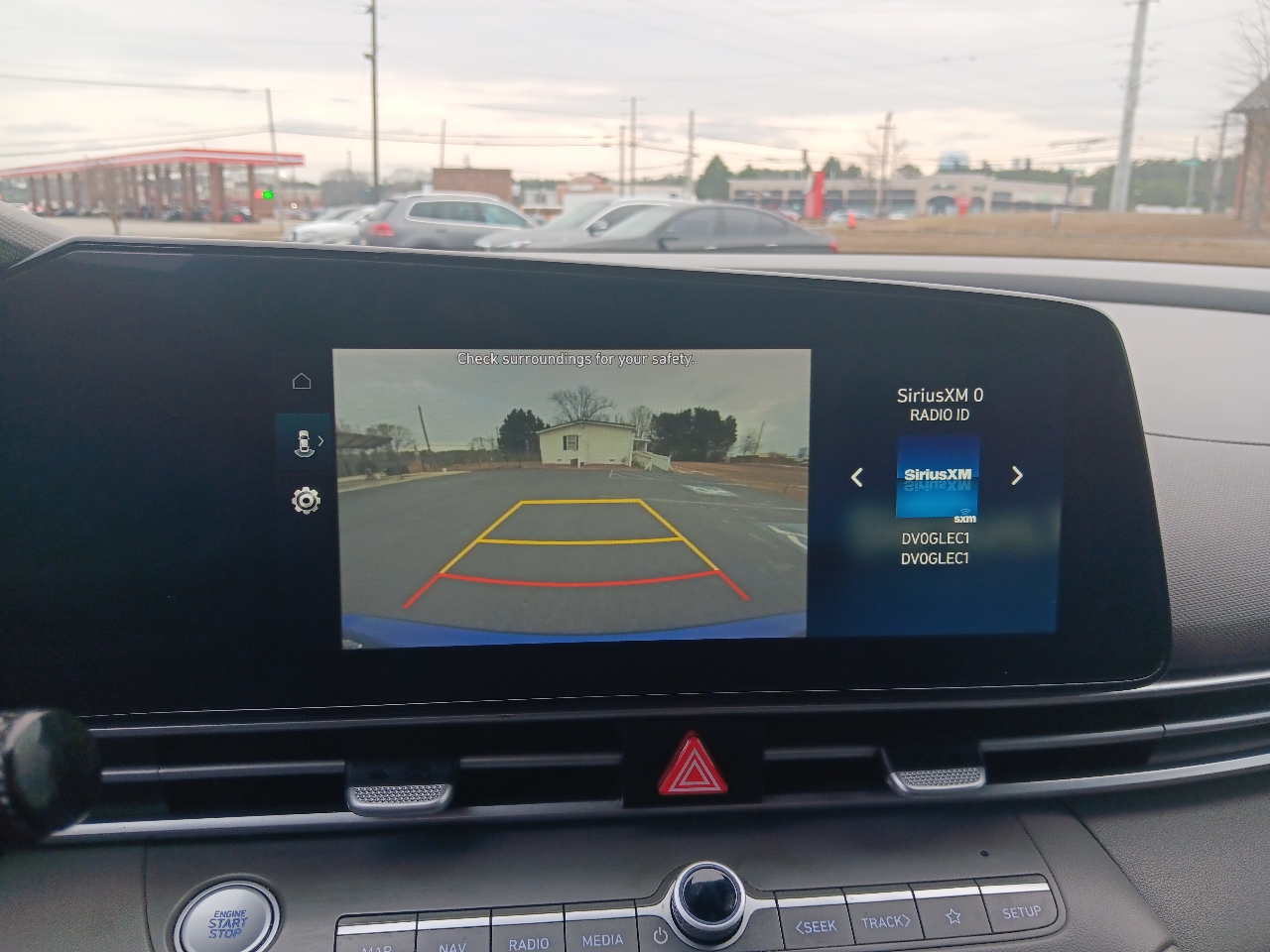 Hyundai Elantra 4dr Sdn Auto 2023