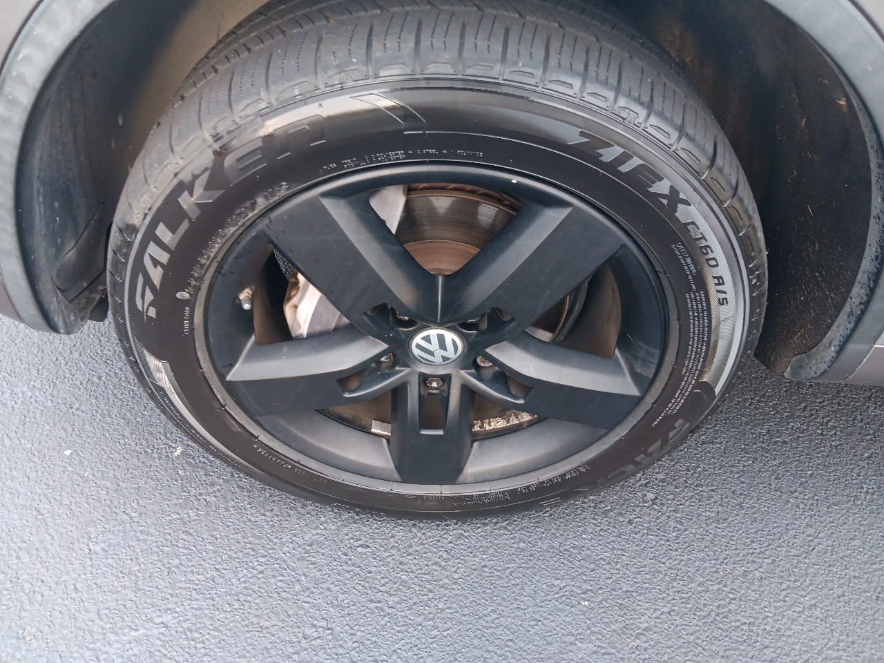 Volkswagen Touareg 4dr 3.6L Exec 2012