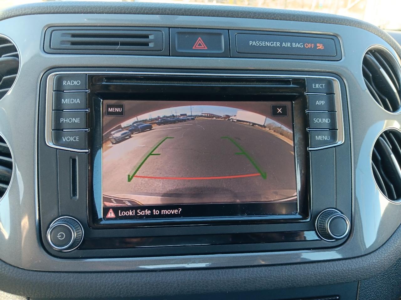 Volkswagen Tiguan S 2017