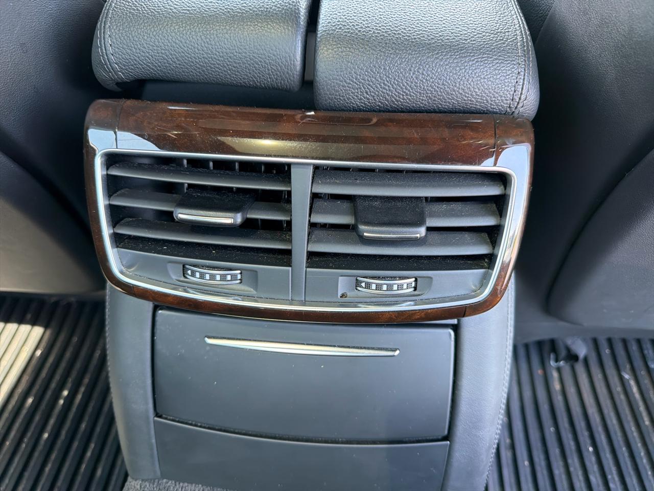 Audi A8 3.0T quattro 2015