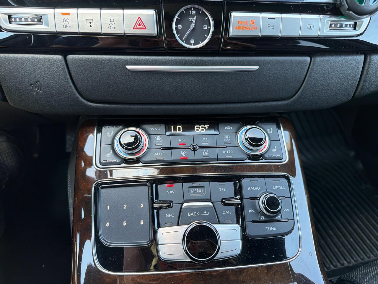 Audi A8 3.0T quattro 2015