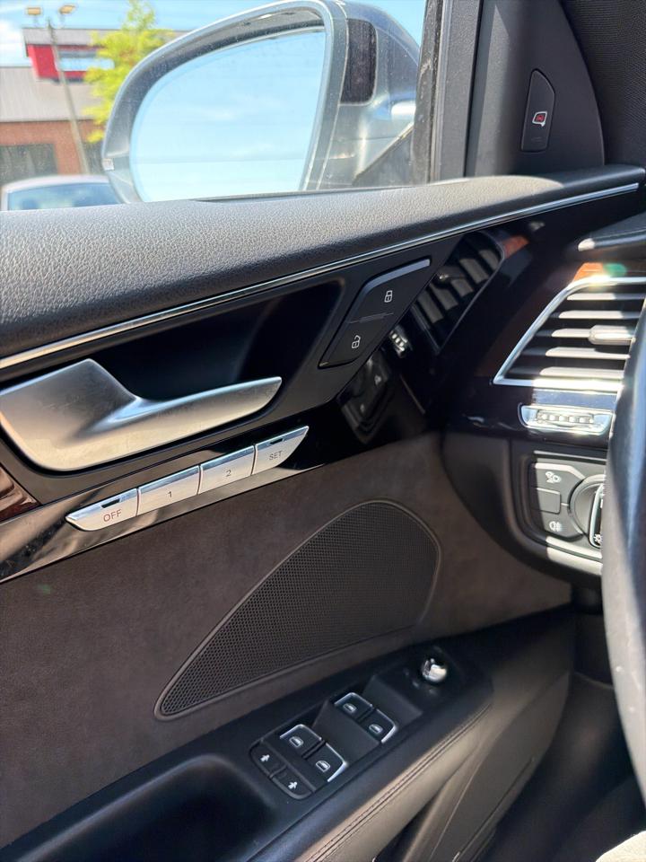 Audi A8 3.0T quattro 2015