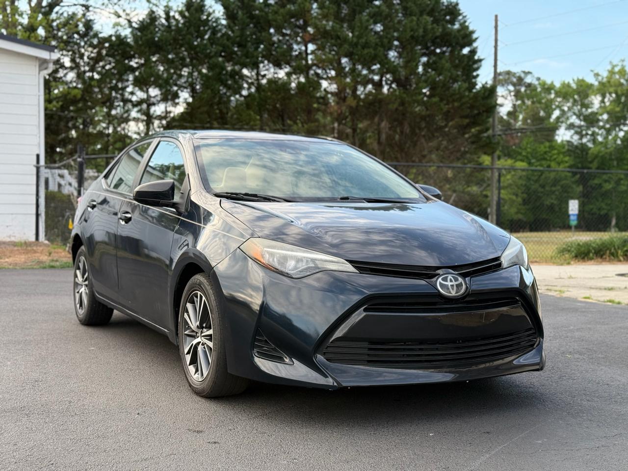 Toyota Corolla 4dr Sdn Auto LE (Natl) 2017