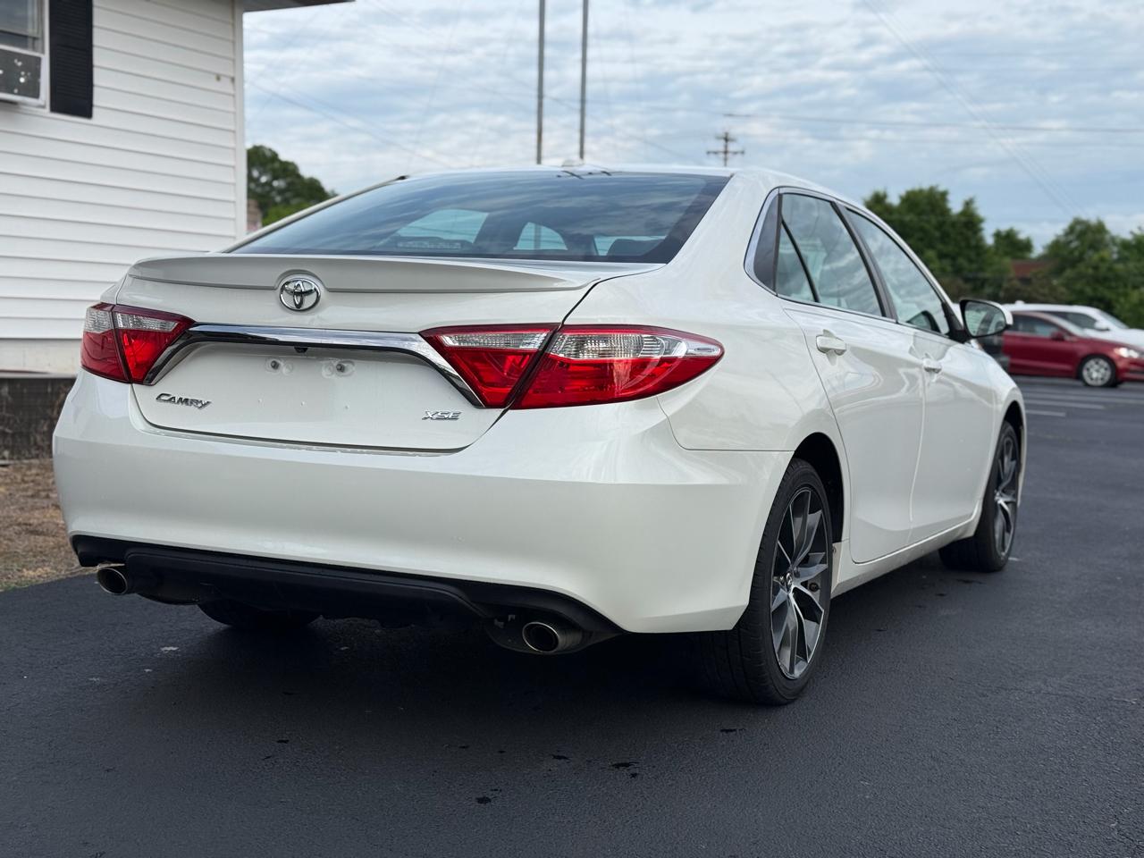 Toyota Camry 4dr Sdn V6 Auto XSE (Natl) 2015